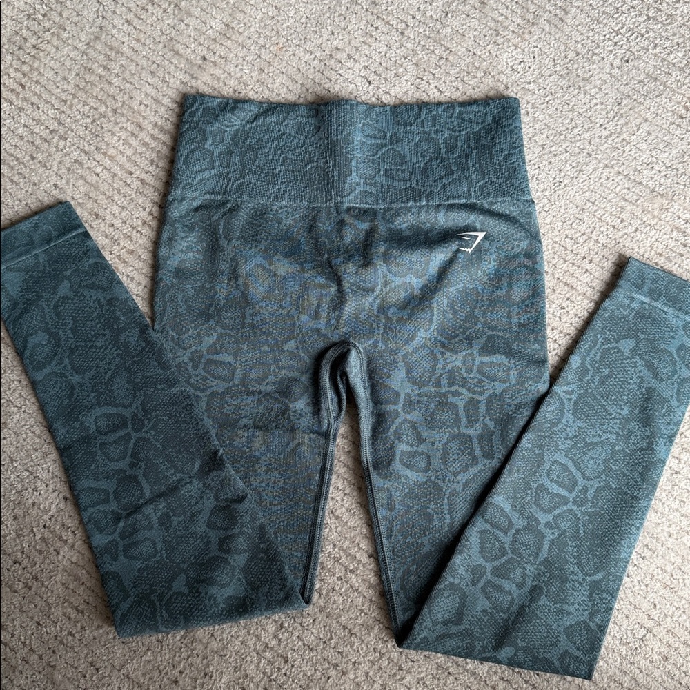 Gymshark Teal Blue Leggings Size S NEW